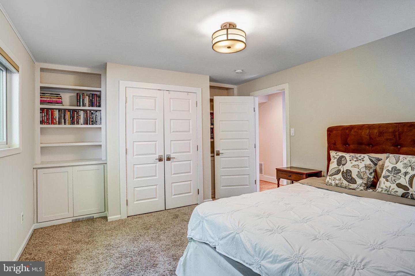 9305 HAMILTON DR, FAIRFAX, Virginia 22031, 4 Bedrooms Bedrooms, ,3 BathroomsBathrooms,Residential,For sale,9305 HAMILTON DR,VAFX2230404 MLS # VAFX2230404