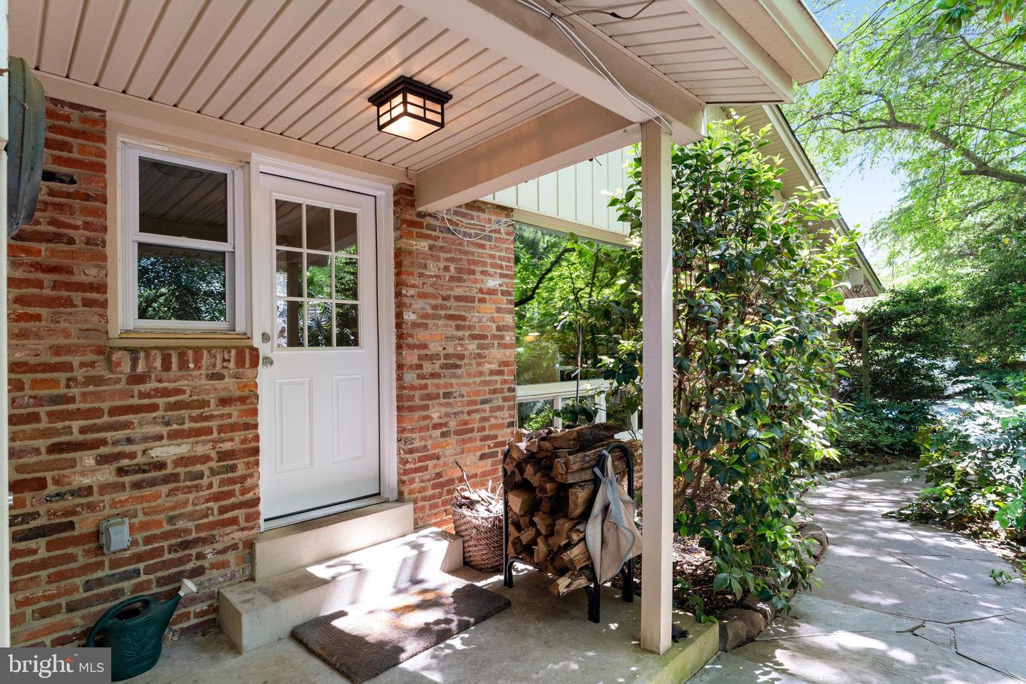 9305 HAMILTON DR, FAIRFAX, Virginia 22031, 4 Bedrooms Bedrooms, ,3 BathroomsBathrooms,Residential,For sale,9305 HAMILTON DR,VAFX2230404 MLS # VAFX2230404