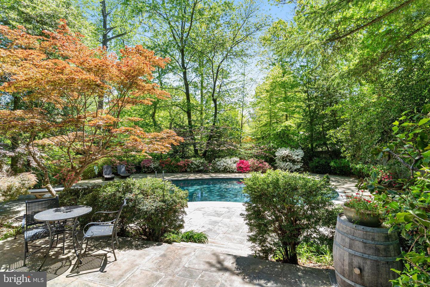 9305 HAMILTON DR, FAIRFAX, Virginia 22031, 4 Bedrooms Bedrooms, ,3 BathroomsBathrooms,Residential,For sale,9305 HAMILTON DR,VAFX2230404 MLS # VAFX2230404