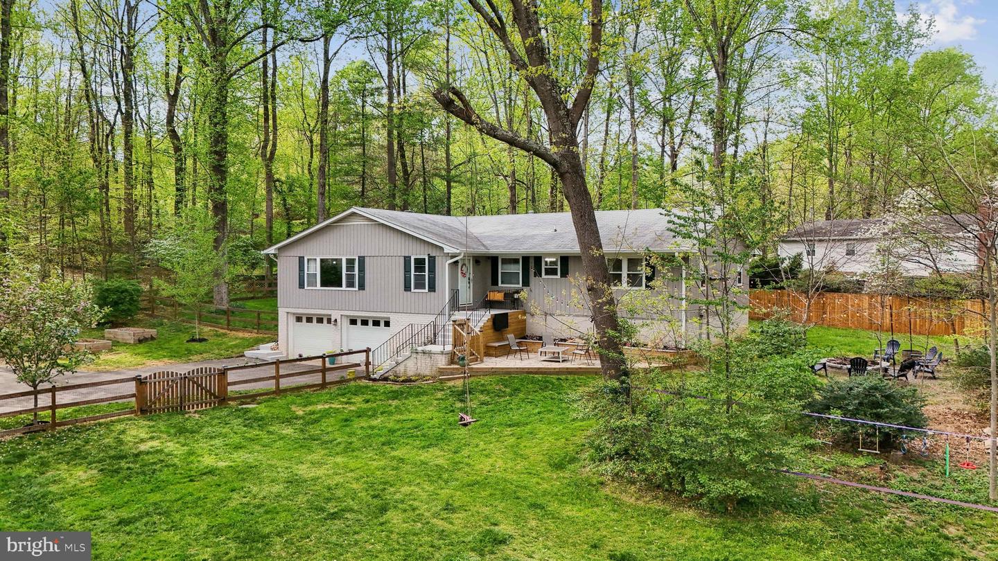 7326 MOSS LN, WARRENTON, Virginia 20187, 4 Bedrooms Bedrooms, ,3 BathroomsBathrooms,Residential,For sale,7326 MOSS LN,VAFQ2015998 MLS # VAFQ2015998