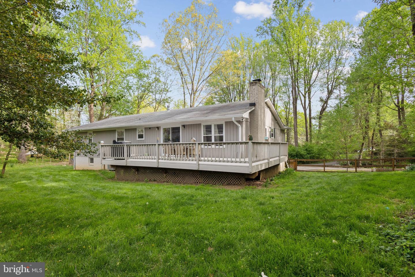 7326 MOSS LN, WARRENTON, Virginia 20187, 4 Bedrooms Bedrooms, ,3 BathroomsBathrooms,Residential,For sale,7326 MOSS LN,VAFQ2015998 MLS # VAFQ2015998