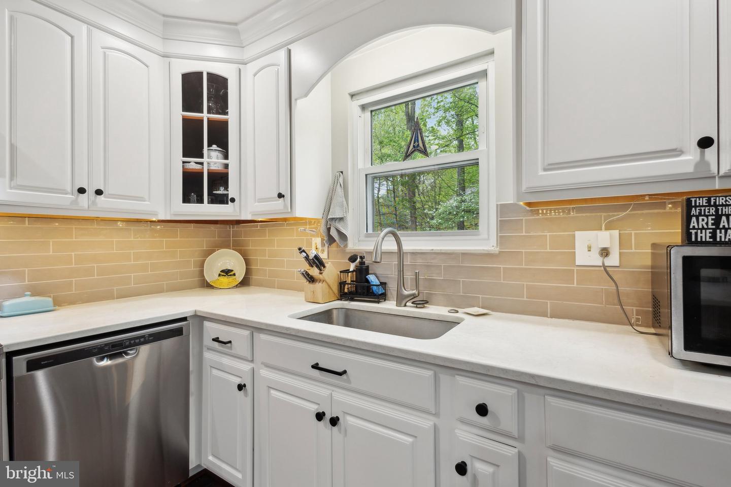 7326 MOSS LN, WARRENTON, Virginia 20187, 4 Bedrooms Bedrooms, ,3 BathroomsBathrooms,Residential,For sale,7326 MOSS LN,VAFQ2015998 MLS # VAFQ2015998