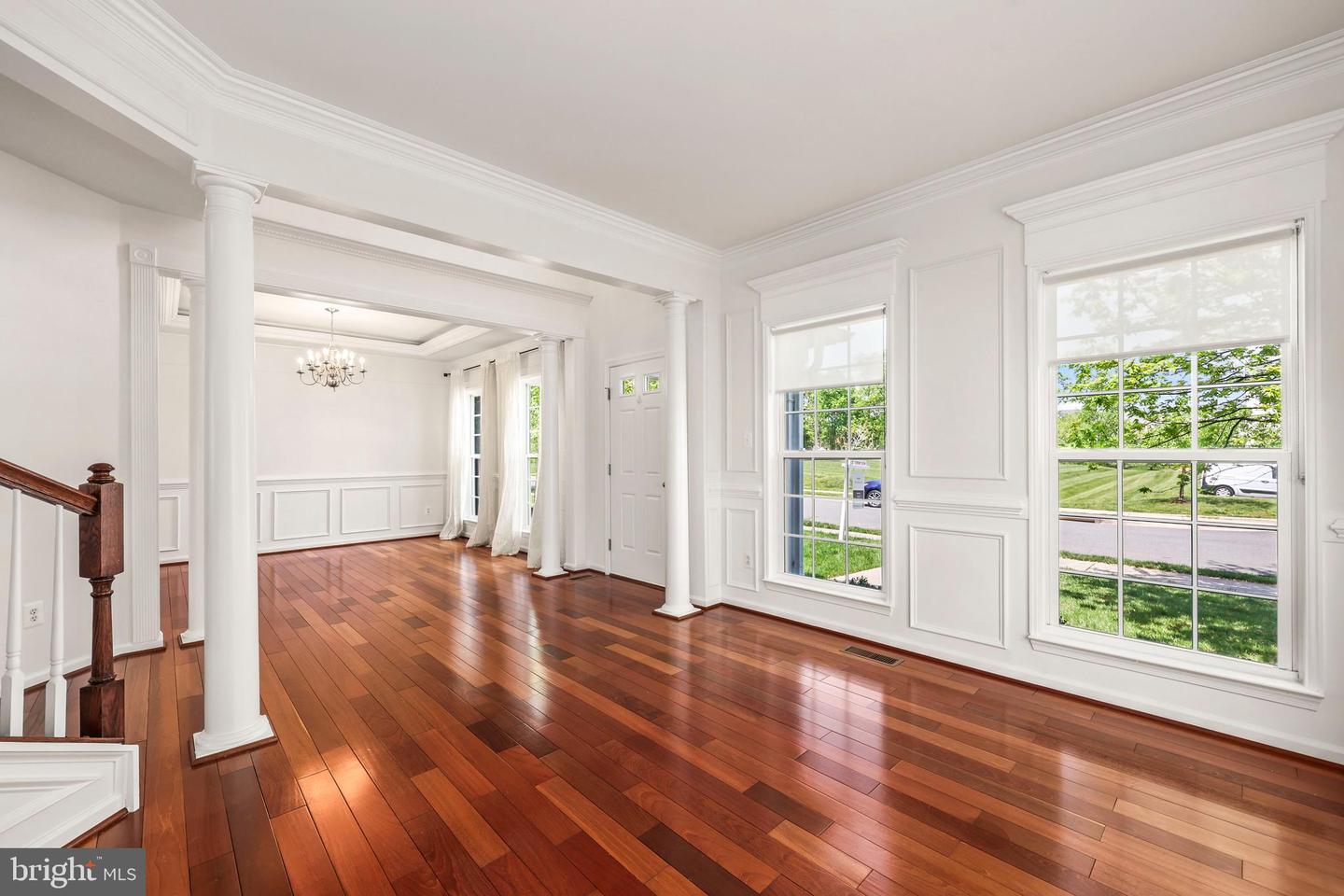 25932 KIMBERLY ROSE DR, CHANTILLY, Virginia 20152, 4 Bedrooms Bedrooms, ,2 BathroomsBathrooms,Residential,For sale,25932 KIMBERLY ROSE DR,VALO2092268 MLS # VALO2092268