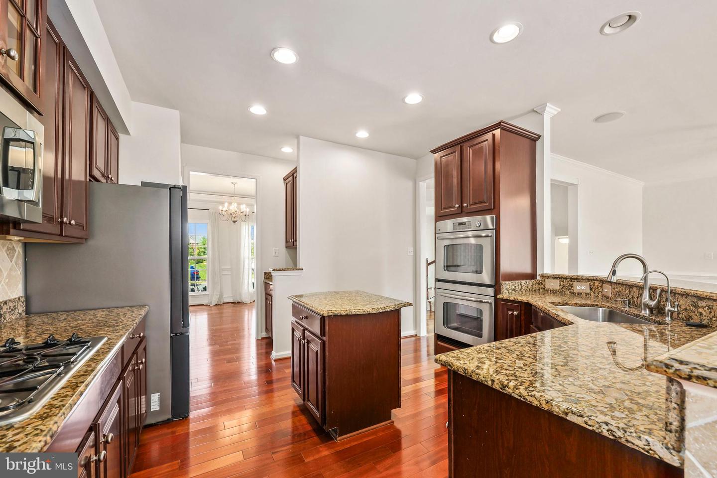 25932 KIMBERLY ROSE DR, CHANTILLY, Virginia 20152, 4 Bedrooms Bedrooms, ,2 BathroomsBathrooms,Residential,For sale,25932 KIMBERLY ROSE DR,VALO2092268 MLS # VALO2092268