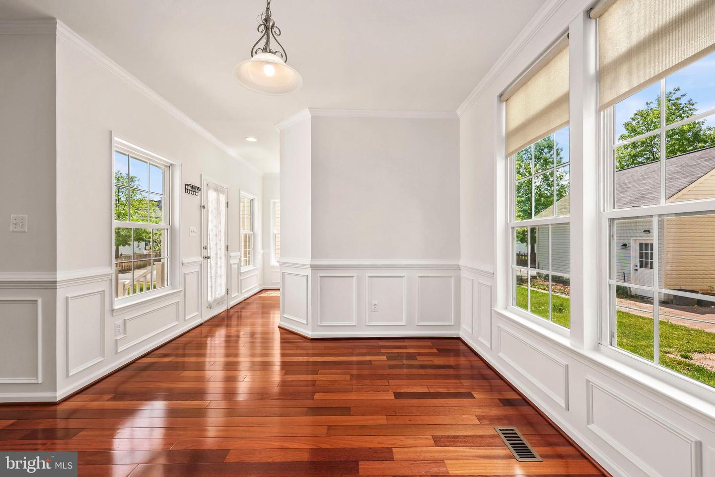25932 KIMBERLY ROSE DR, CHANTILLY, Virginia 20152, 4 Bedrooms Bedrooms, ,2 BathroomsBathrooms,Residential,For sale,25932 KIMBERLY ROSE DR,VALO2092268 MLS # VALO2092268