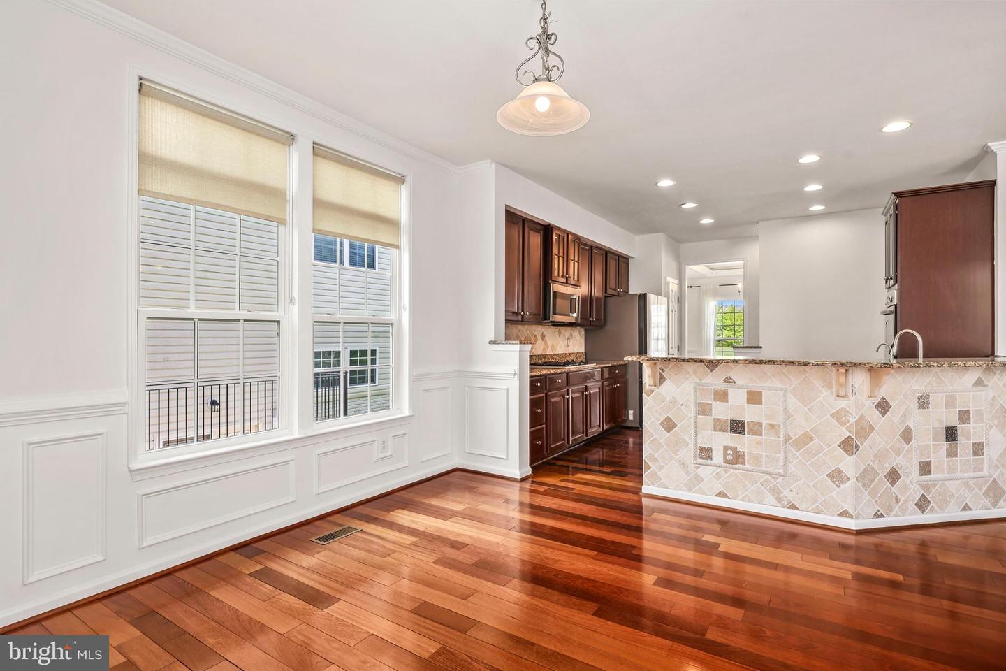 25932 KIMBERLY ROSE DR, CHANTILLY, Virginia 20152, 4 Bedrooms Bedrooms, ,2 BathroomsBathrooms,Residential,For sale,25932 KIMBERLY ROSE DR,VALO2092268 MLS # VALO2092268