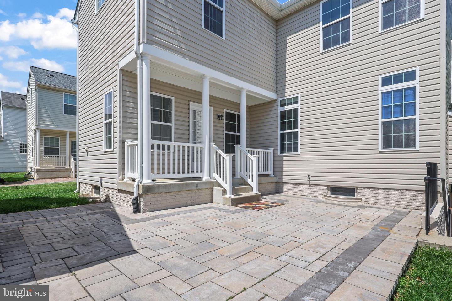 25932 KIMBERLY ROSE DR, CHANTILLY, Virginia 20152, 4 Bedrooms Bedrooms, ,2 BathroomsBathrooms,Residential,For sale,25932 KIMBERLY ROSE DR,VALO2092268 MLS # VALO2092268