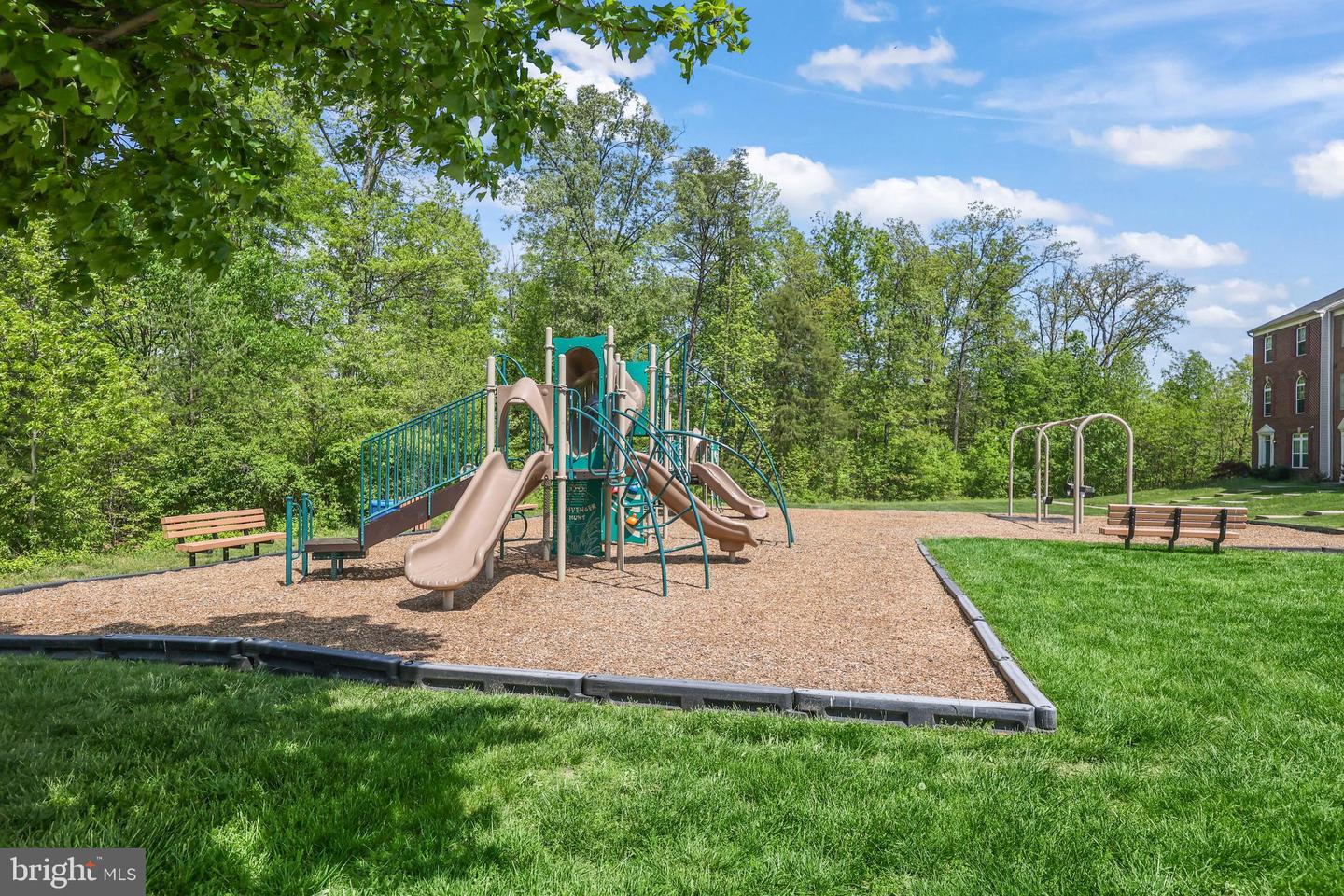 25932 KIMBERLY ROSE DR, CHANTILLY, Virginia 20152, 4 Bedrooms Bedrooms, ,2 BathroomsBathrooms,Residential,For sale,25932 KIMBERLY ROSE DR,VALO2092268 MLS # VALO2092268
