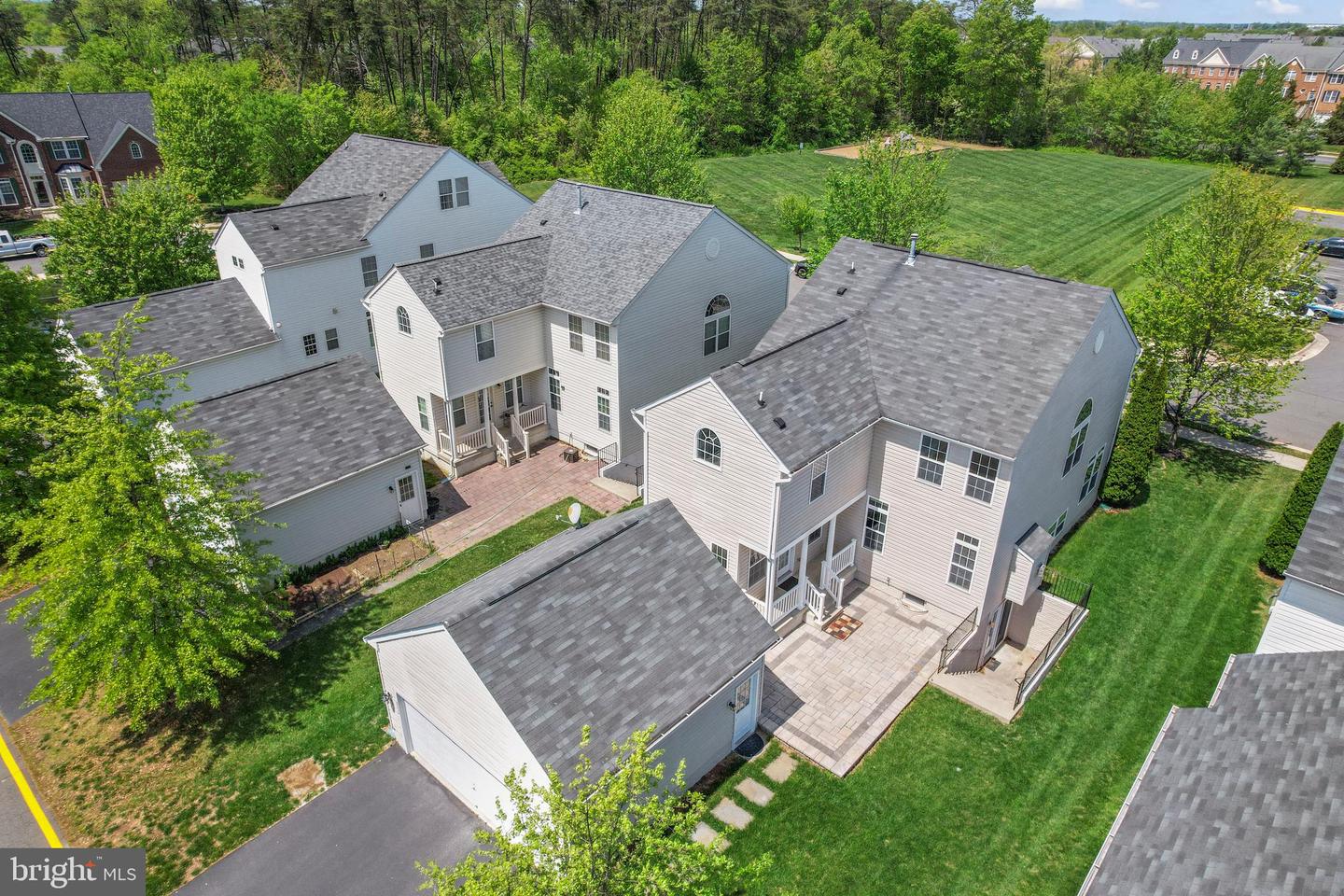 25932 KIMBERLY ROSE DR, CHANTILLY, Virginia 20152, 4 Bedrooms Bedrooms, ,2 BathroomsBathrooms,Residential,For sale,25932 KIMBERLY ROSE DR,VALO2092268 MLS # VALO2092268