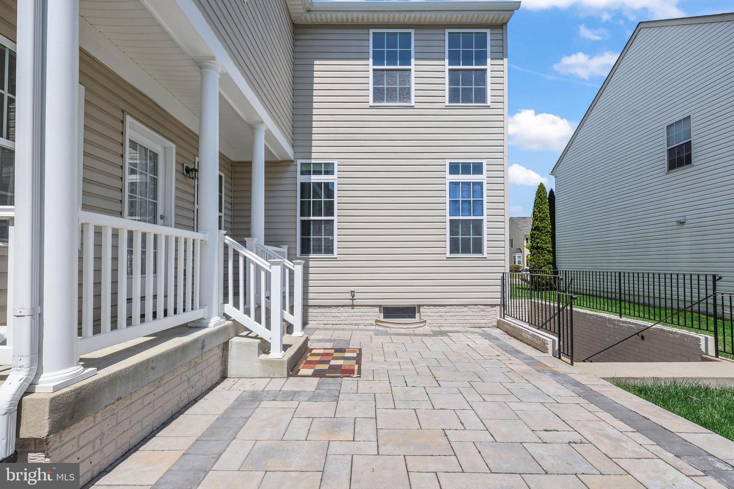 25932 KIMBERLY ROSE DR, CHANTILLY, Virginia 20152, 4 Bedrooms Bedrooms, ,2 BathroomsBathrooms,Residential,For sale,25932 KIMBERLY ROSE DR,VALO2092268 MLS # VALO2092268