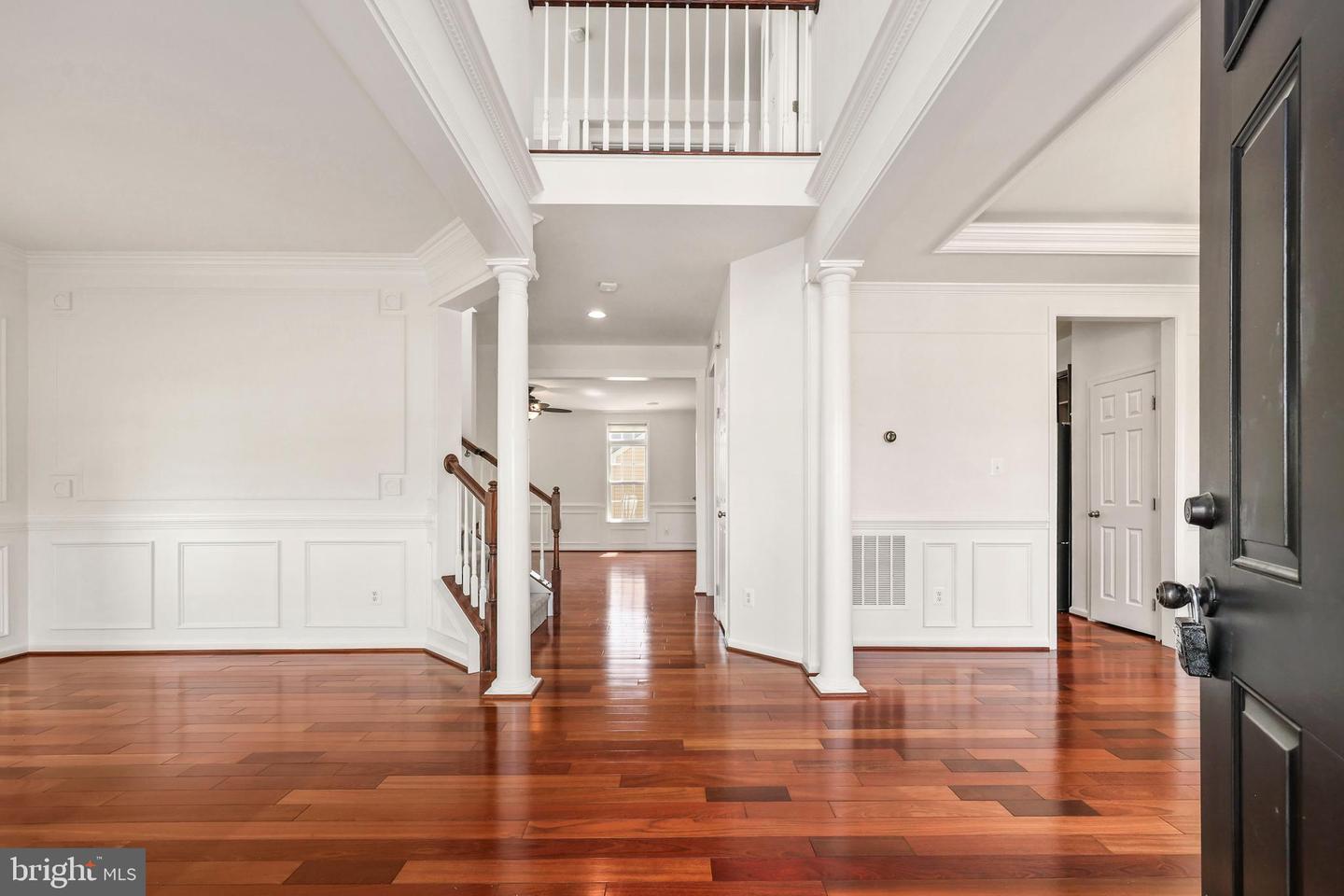 25932 KIMBERLY ROSE DR, CHANTILLY, Virginia 20152, 4 Bedrooms Bedrooms, ,2 BathroomsBathrooms,Residential,For sale,25932 KIMBERLY ROSE DR,VALO2092268 MLS # VALO2092268