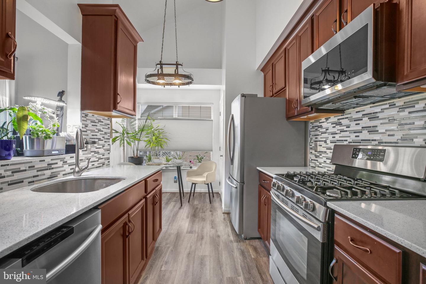 5940 FOUNDERS HILL DR #301, ALEXANDRIA, Virginia 22310, 3 Bedrooms Bedrooms, ,3 BathroomsBathrooms,Residential,For sale,5940 FOUNDERS HILL DR #301,VAFX2230652 MLS # VAFX2230652