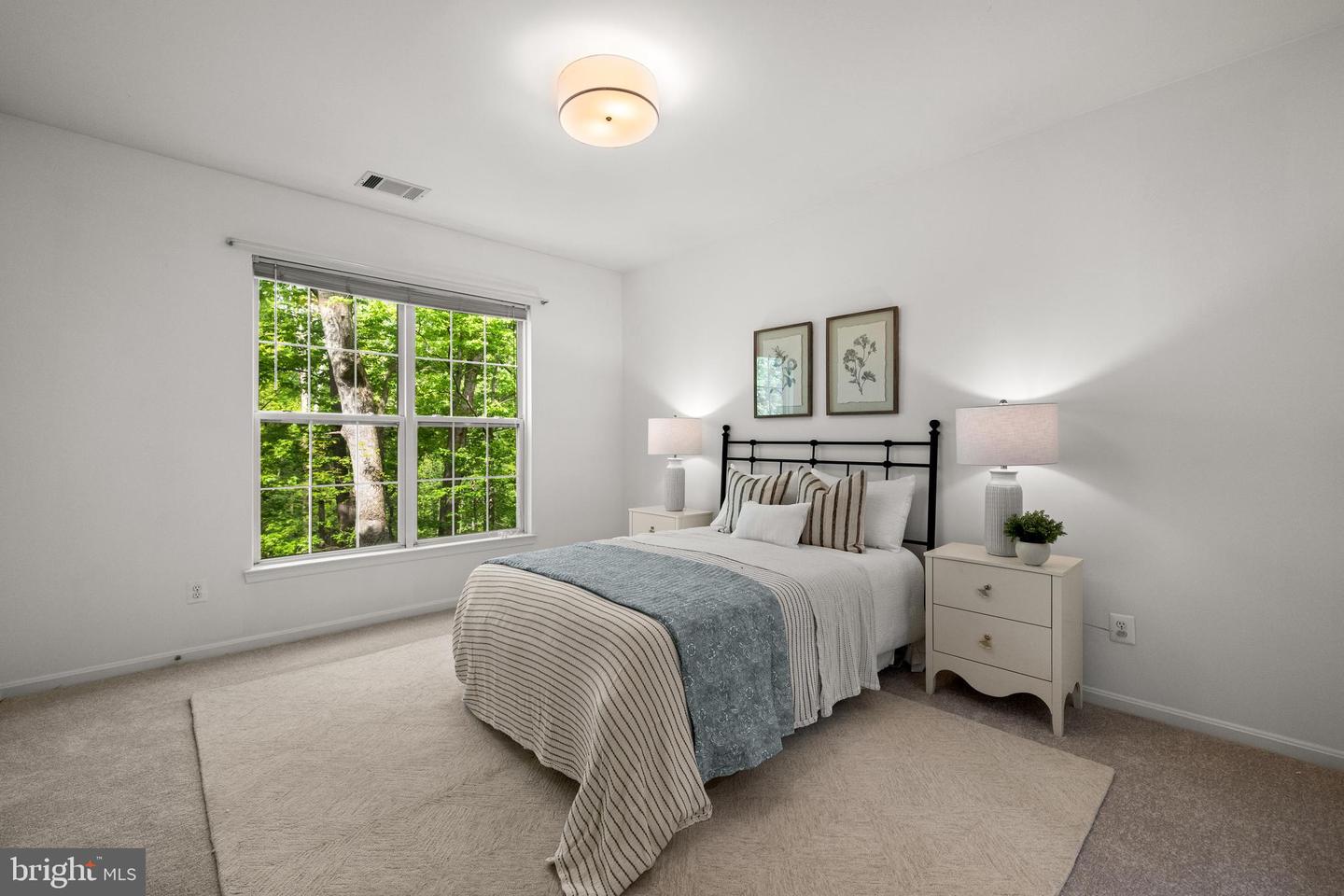 7708-I HAYNES POINT WAY #9I, ALEXANDRIA, Virginia 22315, 3 Bedrooms Bedrooms, ,2 BathroomsBathrooms,Residential,For sale,7708-I HAYNES POINT WAY #9I,VAFX2230736 MLS # VAFX2230736
