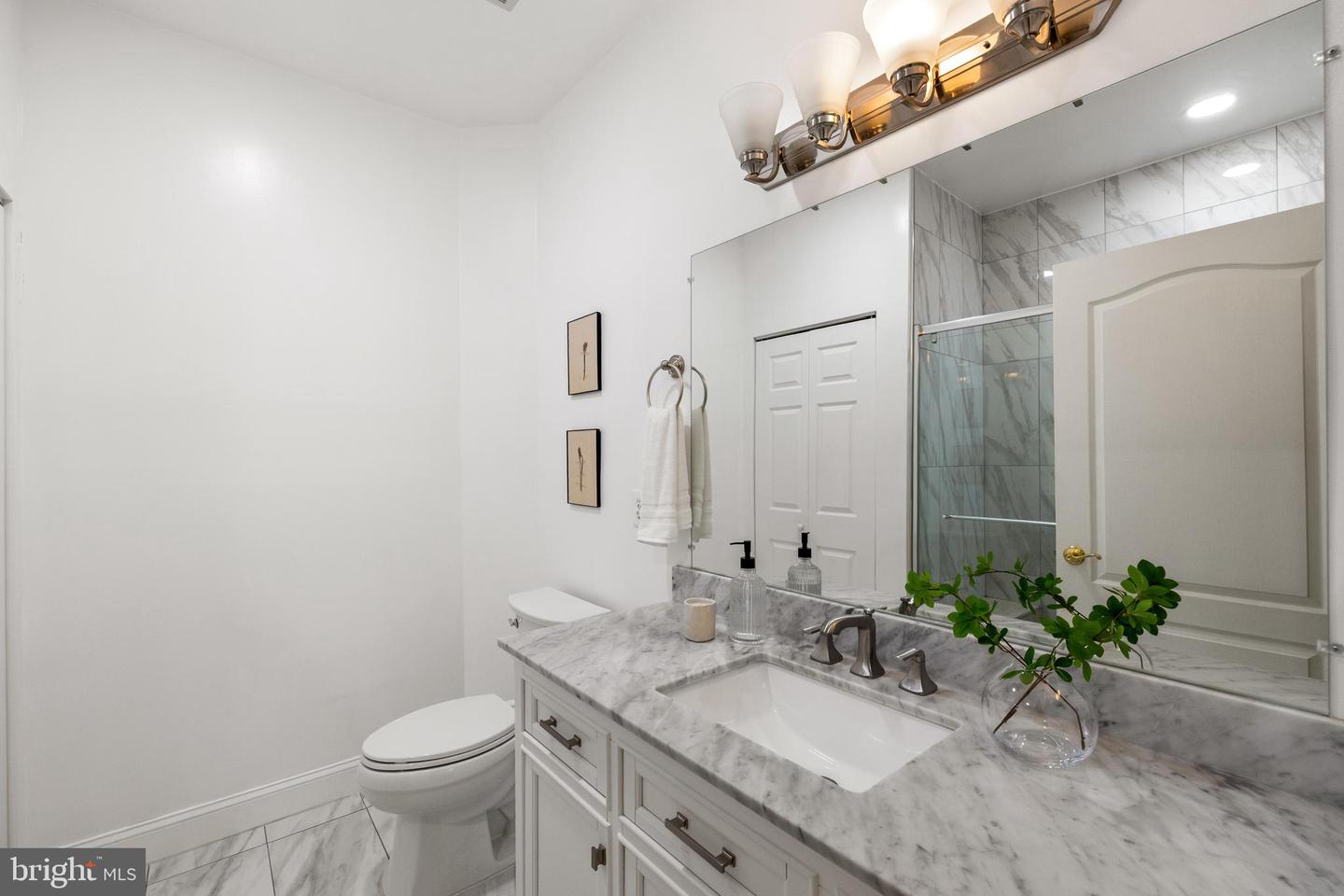 7708-I HAYNES POINT WAY #9I, ALEXANDRIA, Virginia 22315, 3 Bedrooms Bedrooms, ,2 BathroomsBathrooms,Residential,For sale,7708-I HAYNES POINT WAY #9I,VAFX2230736 MLS # VAFX2230736