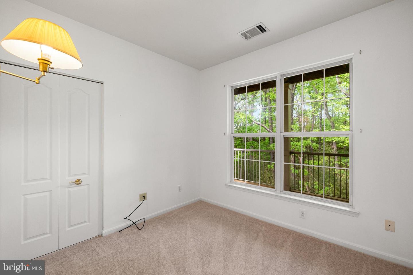 7708-I HAYNES POINT WAY #9I, ALEXANDRIA, Virginia 22315, 3 Bedrooms Bedrooms, ,2 BathroomsBathrooms,Residential,For sale,7708-I HAYNES POINT WAY #9I,VAFX2230736 MLS # VAFX2230736
