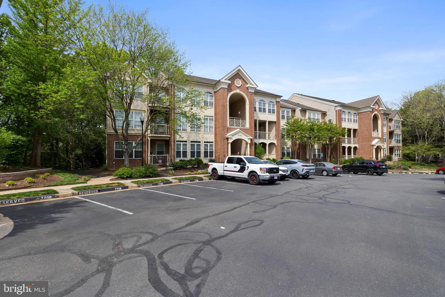 7708-I HAYNES POINT WAY #9I, ALEXANDRIA, Virginia 22315, 3 Bedrooms Bedrooms, ,2 BathroomsBathrooms,Residential,For sale,7708-I HAYNES POINT WAY #9I,VAFX2230736 MLS # VAFX2230736
