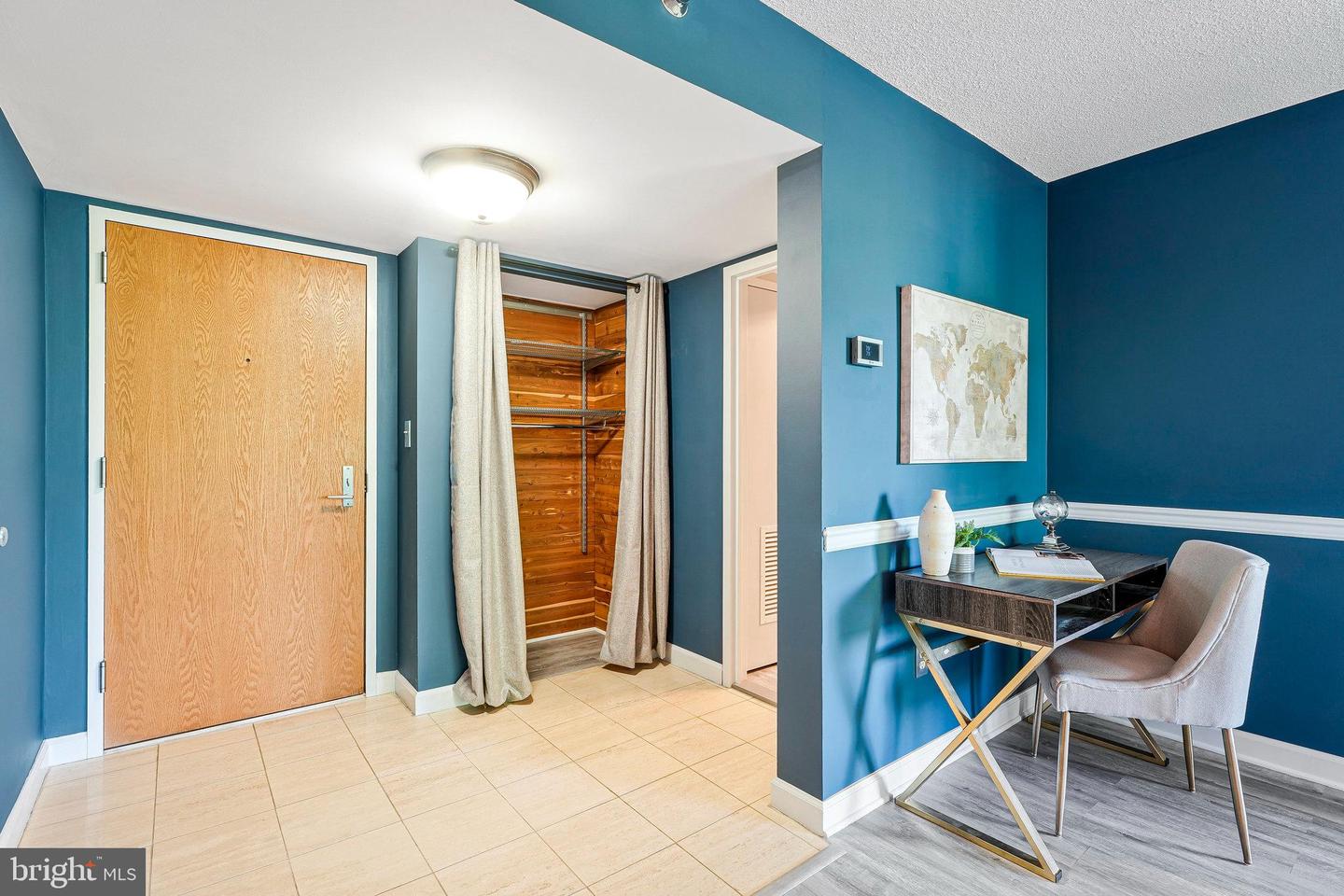 1808 OLD MEADOW RD #409, MCLEAN, Virginia 22102, 1 Bedroom Bedrooms, ,1 BathroomBathrooms,Residential,For sale,1808 OLD MEADOW RD #409,VAFX2230746 MLS # VAFX2230746
