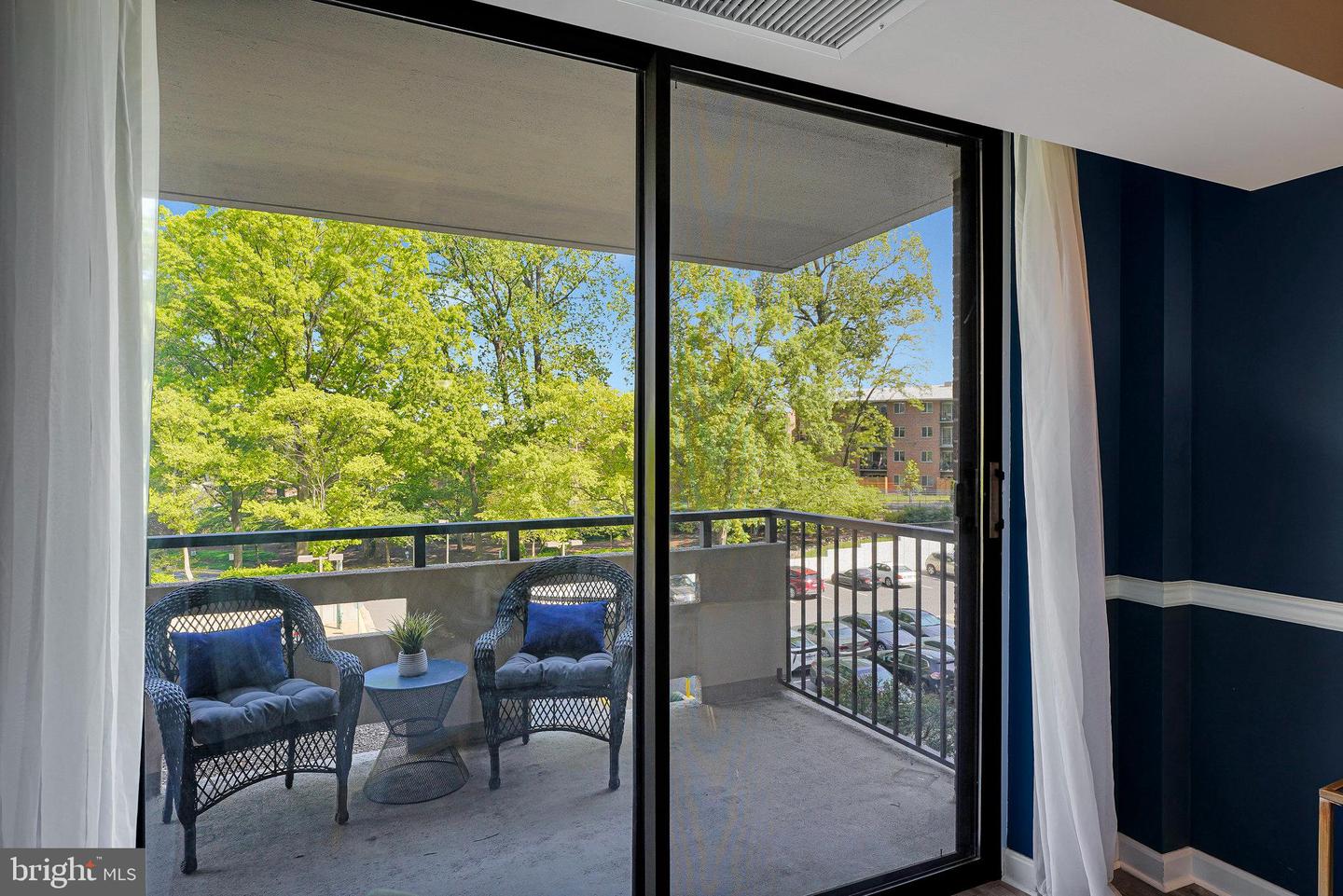 1808 OLD MEADOW RD #409, MCLEAN, Virginia 22102, 1 Bedroom Bedrooms, ,1 BathroomBathrooms,Residential,For sale,1808 OLD MEADOW RD #409,VAFX2230746 MLS # VAFX2230746