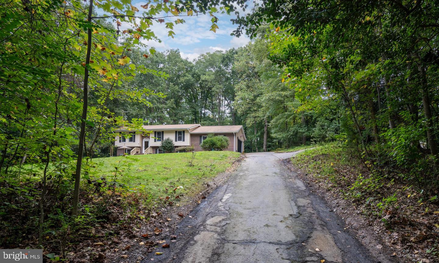 4025 GUINEA STATION RD, FREDERICKSBURG, Virginia 22408, 4 Bedrooms Bedrooms, ,3 BathroomsBathrooms,Residential,For sale,4025 GUINEA STATION RD,VASP2031816 MLS # VASP2031816
