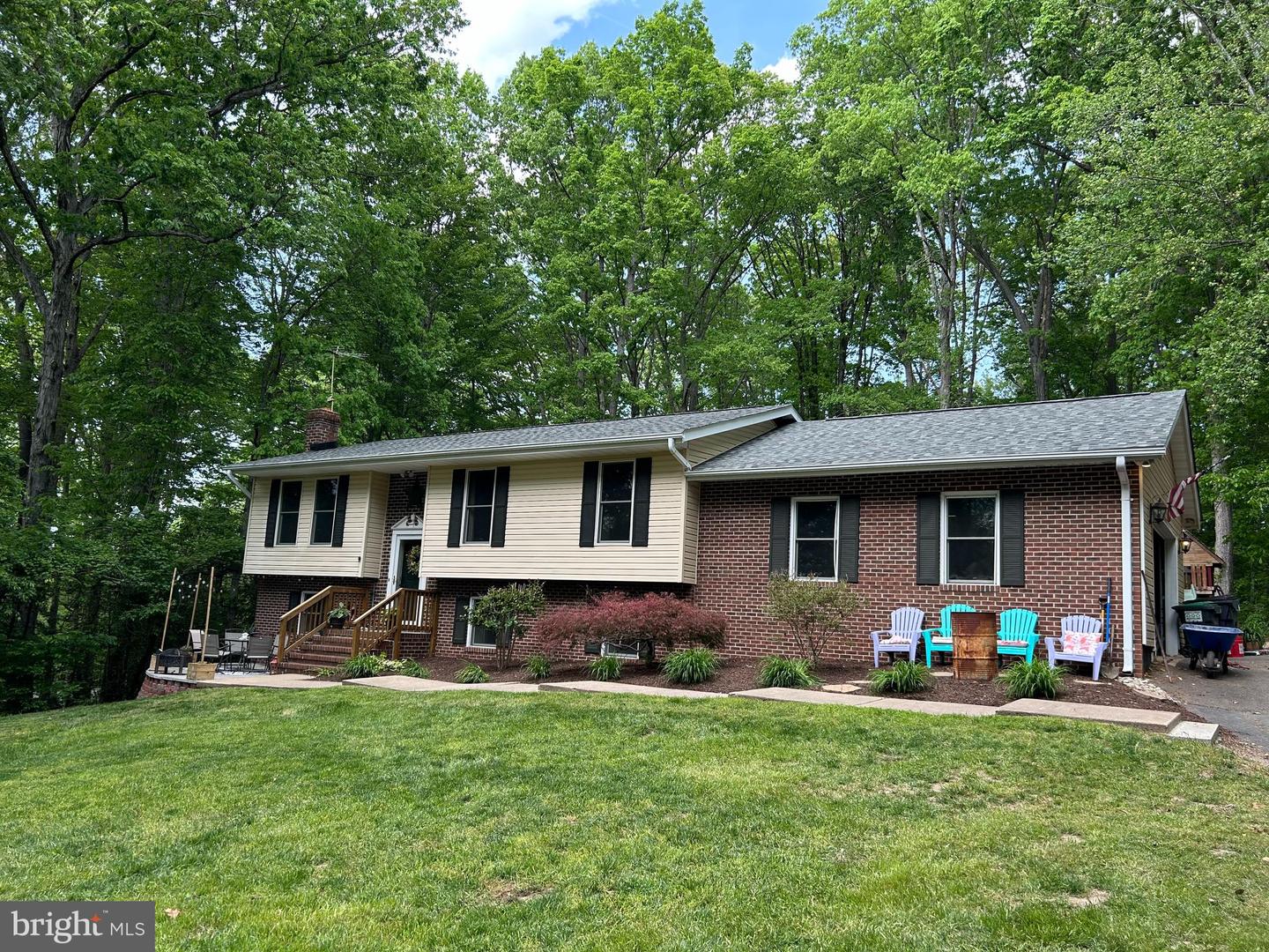 4025 GUINEA STATION RD, FREDERICKSBURG, Virginia 22408, 4 Bedrooms Bedrooms, ,3 BathroomsBathrooms,Residential,For sale,4025 GUINEA STATION RD,VASP2031816 MLS # VASP2031816