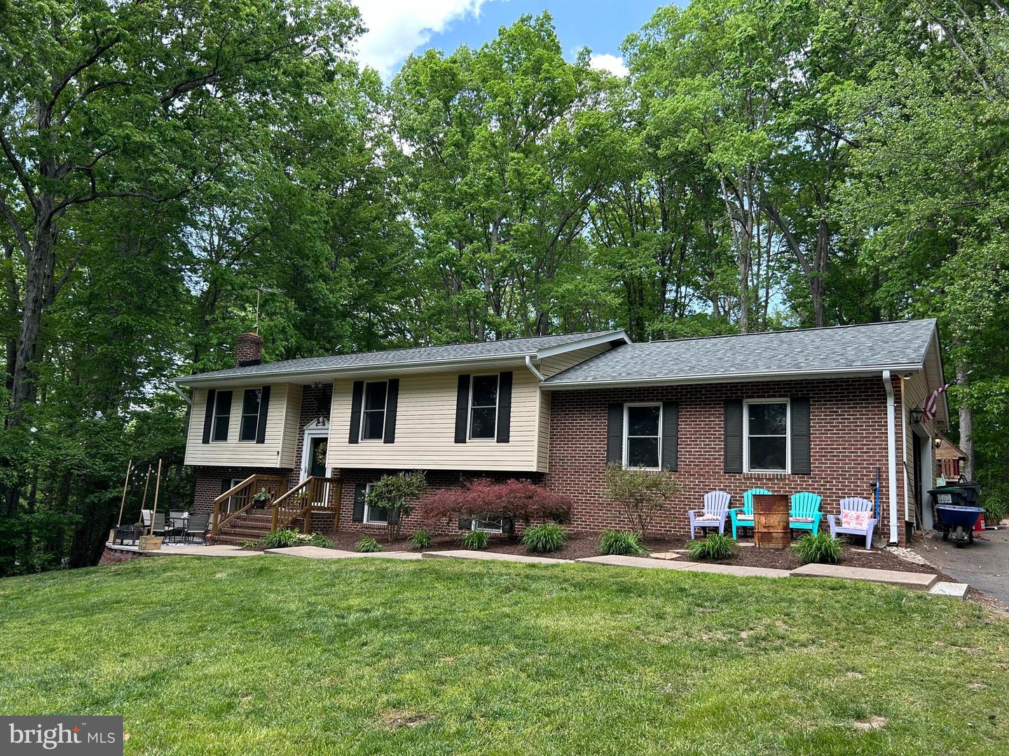 4025 GUINEA STATION RD, FREDERICKSBURG, Virginia 22408, 4 Bedrooms Bedrooms, ,3 BathroomsBathrooms,Residential,For sale,4025 GUINEA STATION RD,VASP2031816 MLS # VASP2031816