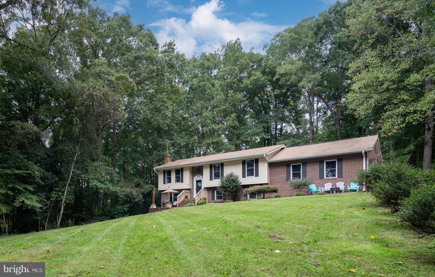 4025 GUINEA STATION RD, FREDERICKSBURG, Virginia 22408, 4 Bedrooms Bedrooms, ,3 BathroomsBathrooms,Residential,For sale,4025 GUINEA STATION RD,VASP2031816 MLS # VASP2031816