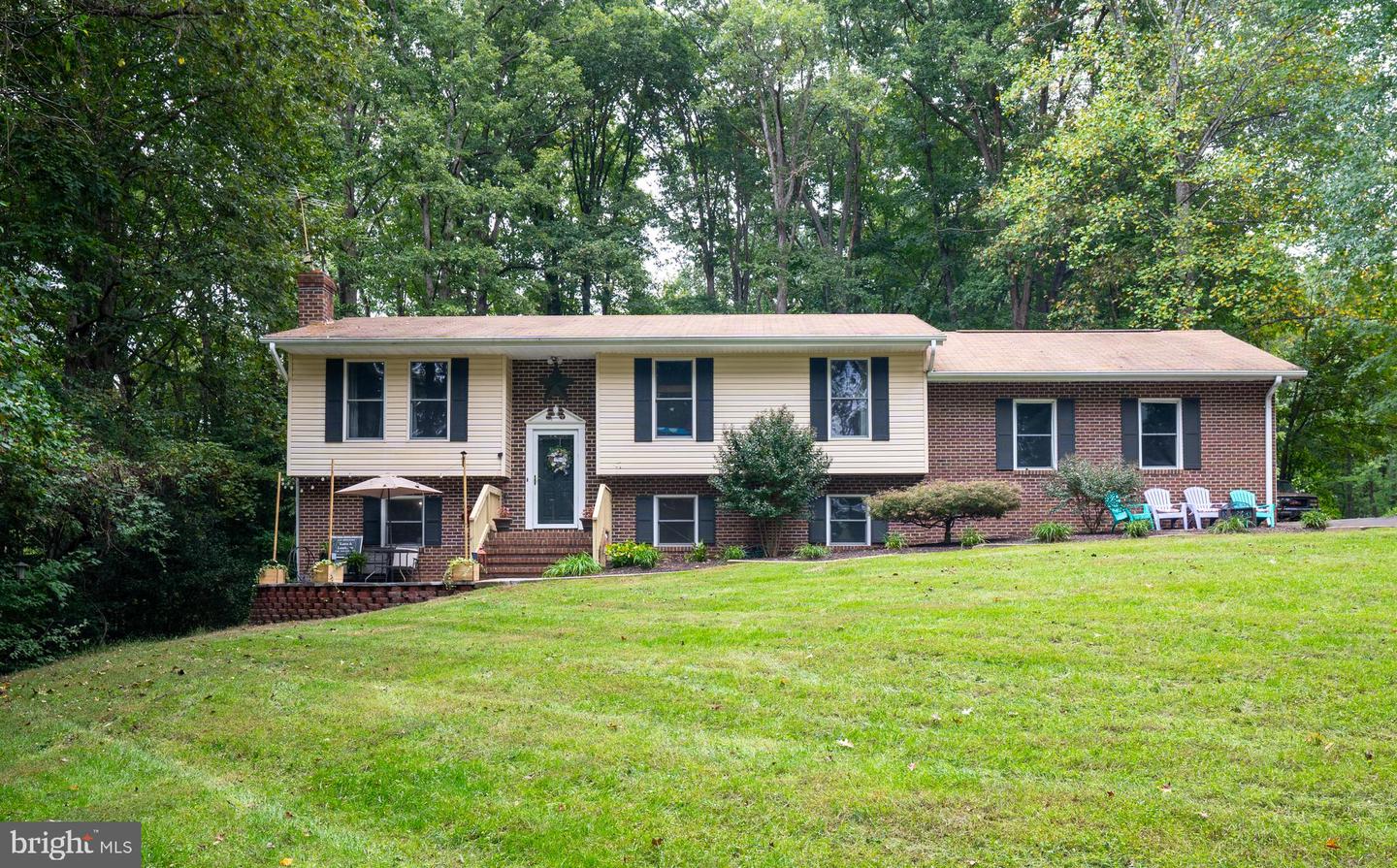 4025 GUINEA STATION RD, FREDERICKSBURG, Virginia 22408, 4 Bedrooms Bedrooms, ,3 BathroomsBathrooms,Residential,For sale,4025 GUINEA STATION RD,VASP2031816 MLS # VASP2031816