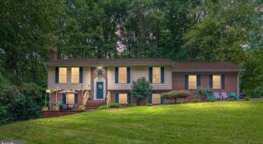 4025 GUINEA STATION RD, FREDERICKSBURG, Virginia 22408, 4 Bedrooms Bedrooms, ,3 BathroomsBathrooms,Residential,For sale,4025 GUINEA STATION RD,VASP2031816 MLS # VASP2031816