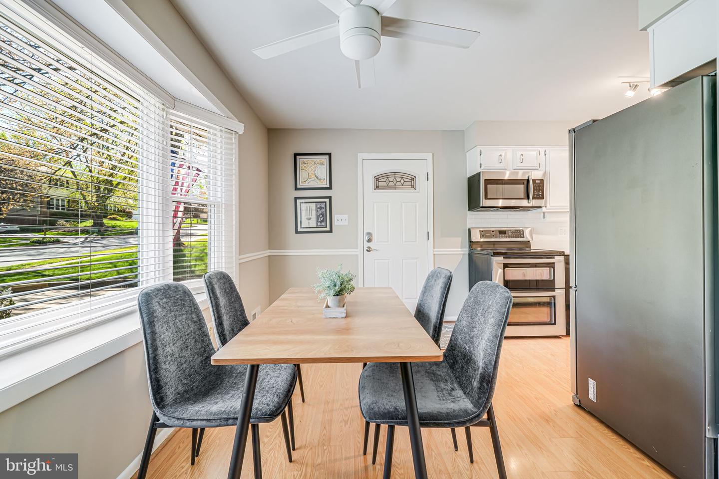 1834 TOYON WAY, VIENNA, Virginia 22182, 5 Bedrooms Bedrooms, ,3 BathroomsBathrooms,Residential,For sale,1834 TOYON WAY,VAFX2230974 MLS # VAFX2230974