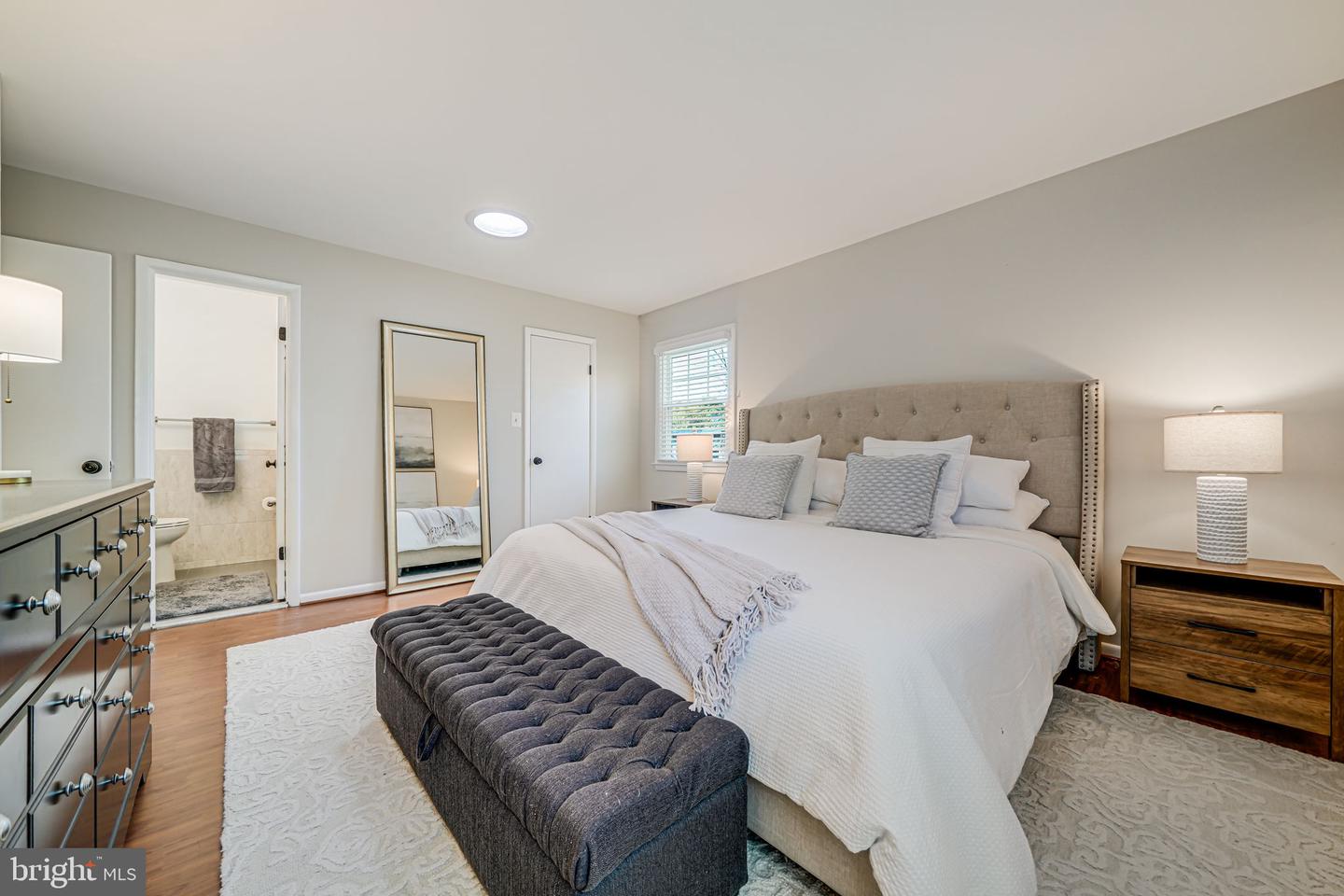 1834 TOYON WAY, VIENNA, Virginia 22182, 5 Bedrooms Bedrooms, ,3 BathroomsBathrooms,Residential,For sale,1834 TOYON WAY,VAFX2230974 MLS # VAFX2230974