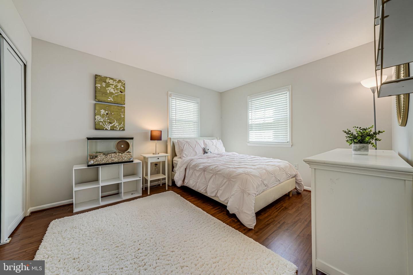 1834 TOYON WAY, VIENNA, Virginia 22182, 5 Bedrooms Bedrooms, ,3 BathroomsBathrooms,Residential,For sale,1834 TOYON WAY,VAFX2230974 MLS # VAFX2230974