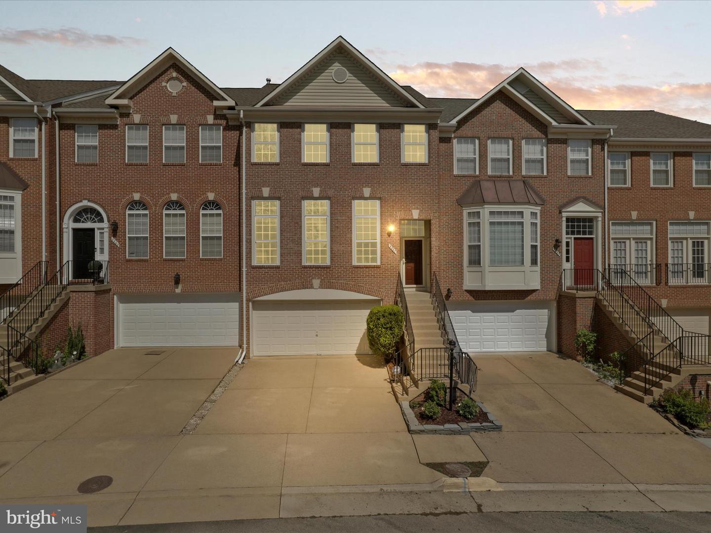 5267 MORNING MIST LN, ALEXANDRIA, Virginia 22312, 3 Bedrooms Bedrooms, ,2 BathroomsBathrooms,Residential,For sale,5267 MORNING MIST LN,VAFX2231072 MLS # VAFX2231072