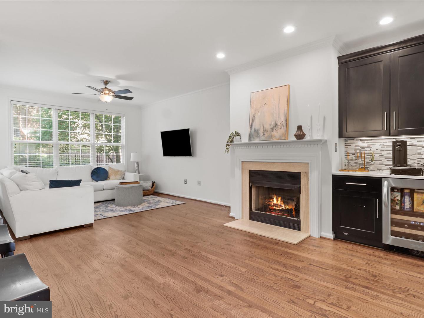 5267 MORNING MIST LN, ALEXANDRIA, Virginia 22312, 3 Bedrooms Bedrooms, ,2 BathroomsBathrooms,Residential,For sale,5267 MORNING MIST LN,VAFX2231072 MLS # VAFX2231072