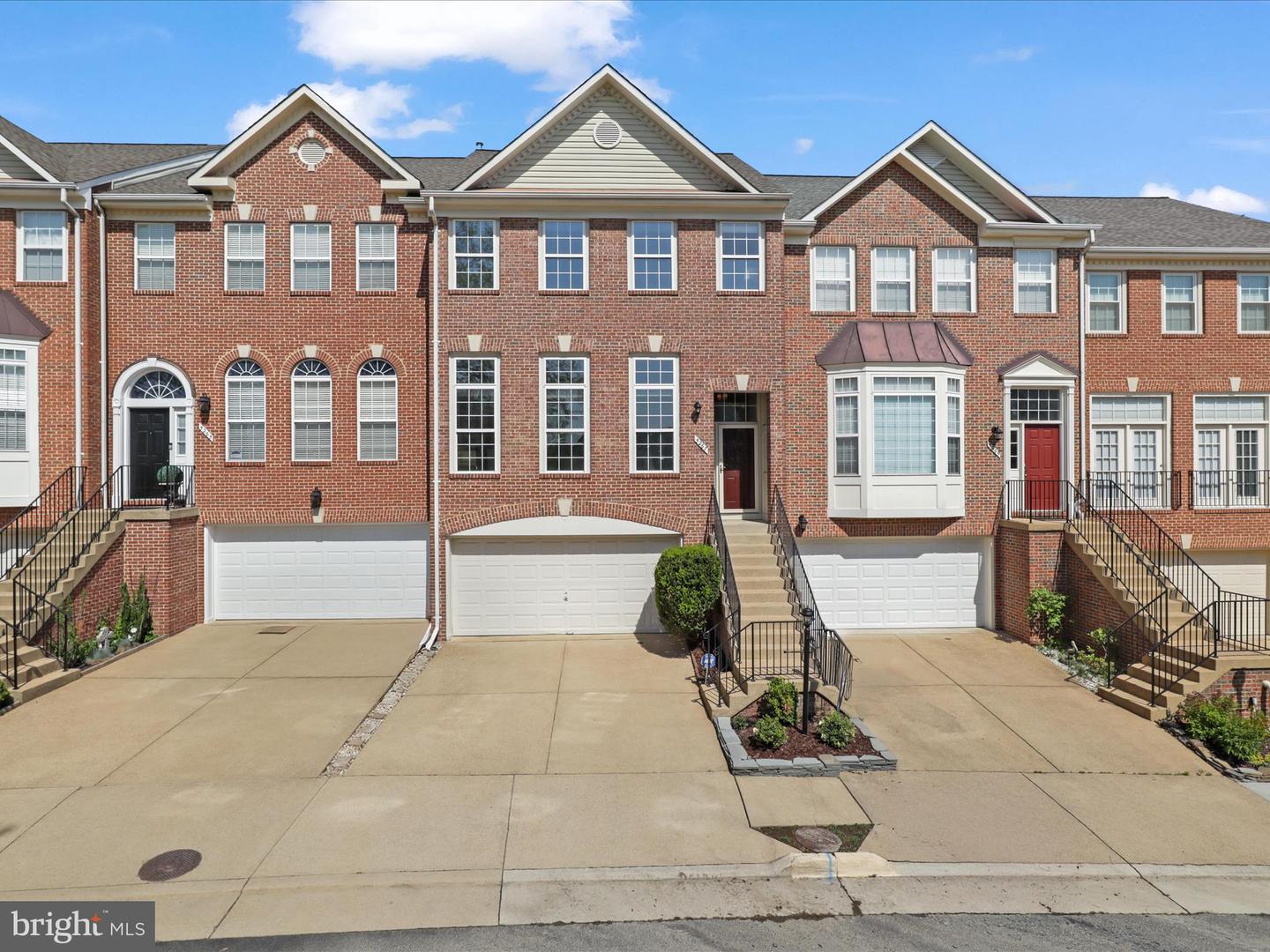 5267 MORNING MIST LN, ALEXANDRIA, Virginia 22312, 3 Bedrooms Bedrooms, ,2 BathroomsBathrooms,Residential,For sale,5267 MORNING MIST LN,VAFX2231072 MLS # VAFX2231072