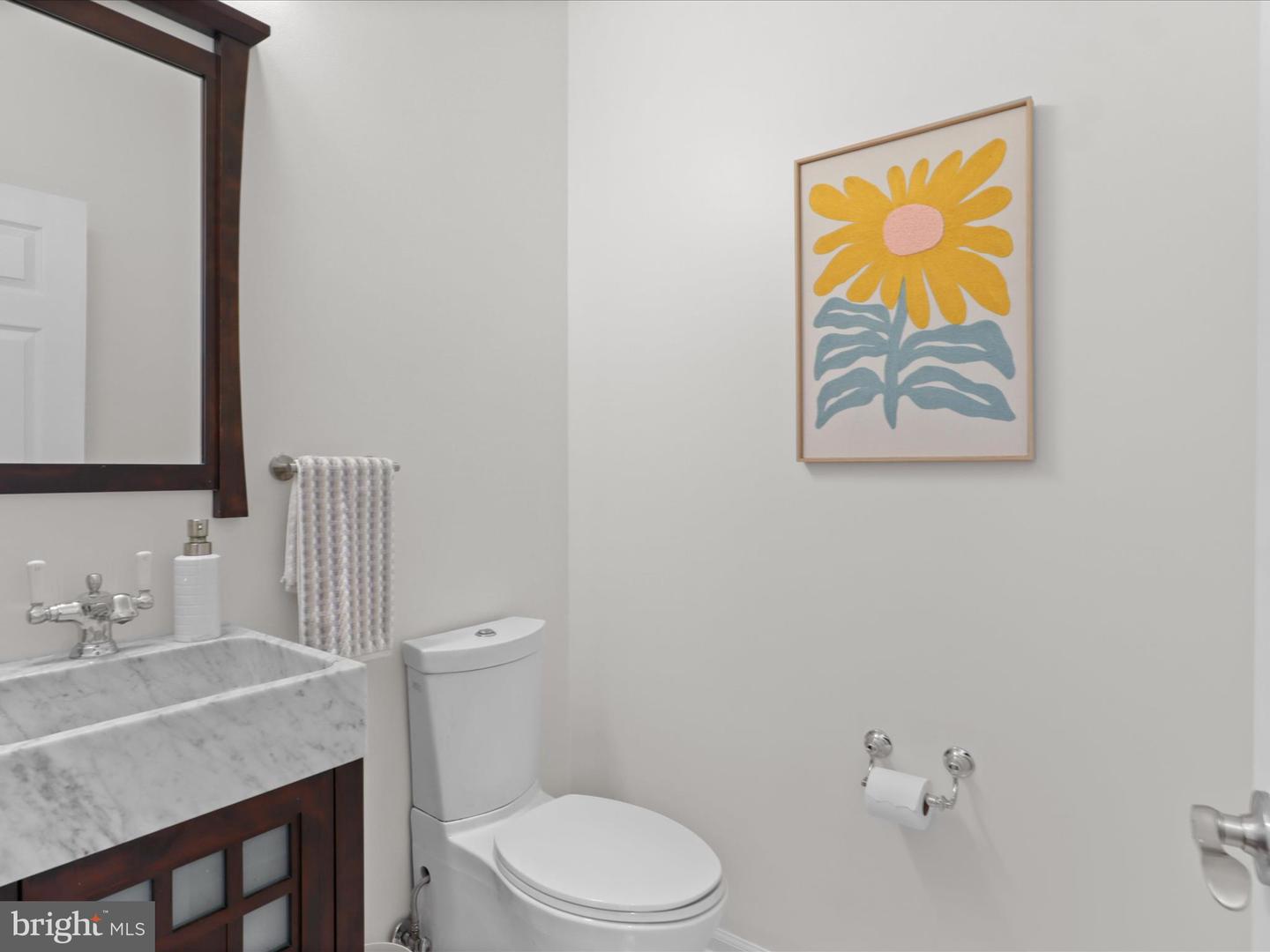 5267 MORNING MIST LN, ALEXANDRIA, Virginia 22312, 3 Bedrooms Bedrooms, ,2 BathroomsBathrooms,Residential,For sale,5267 MORNING MIST LN,VAFX2231072 MLS # VAFX2231072