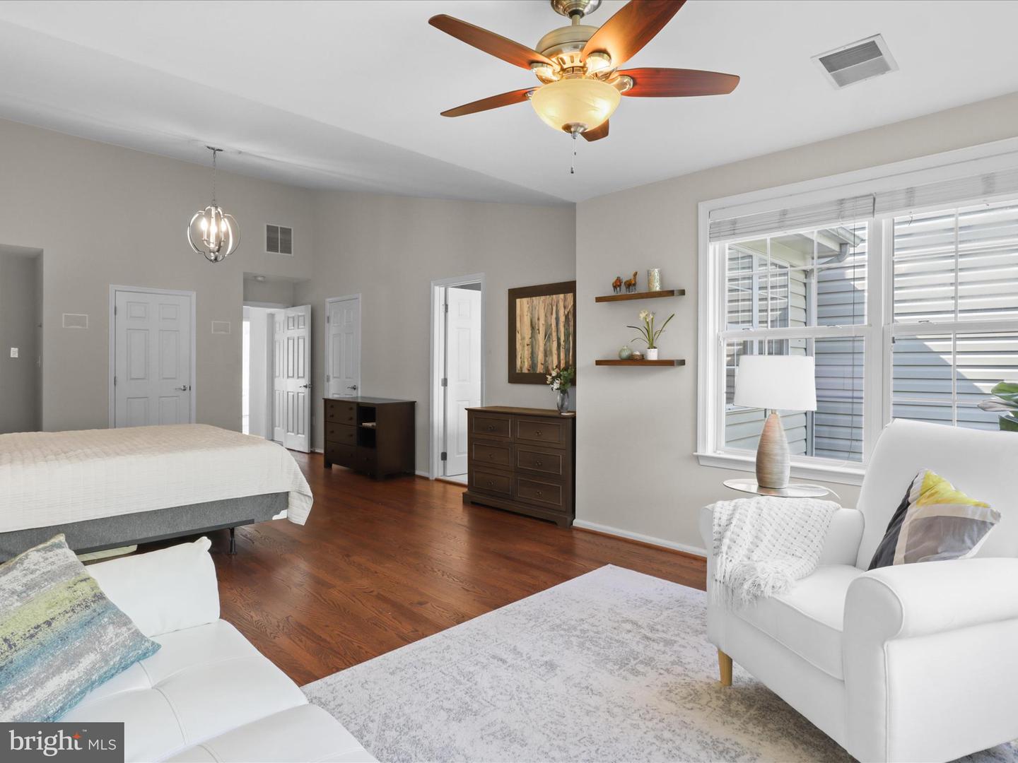5267 MORNING MIST LN, ALEXANDRIA, Virginia 22312, 3 Bedrooms Bedrooms, ,2 BathroomsBathrooms,Residential,For sale,5267 MORNING MIST LN,VAFX2231072 MLS # VAFX2231072