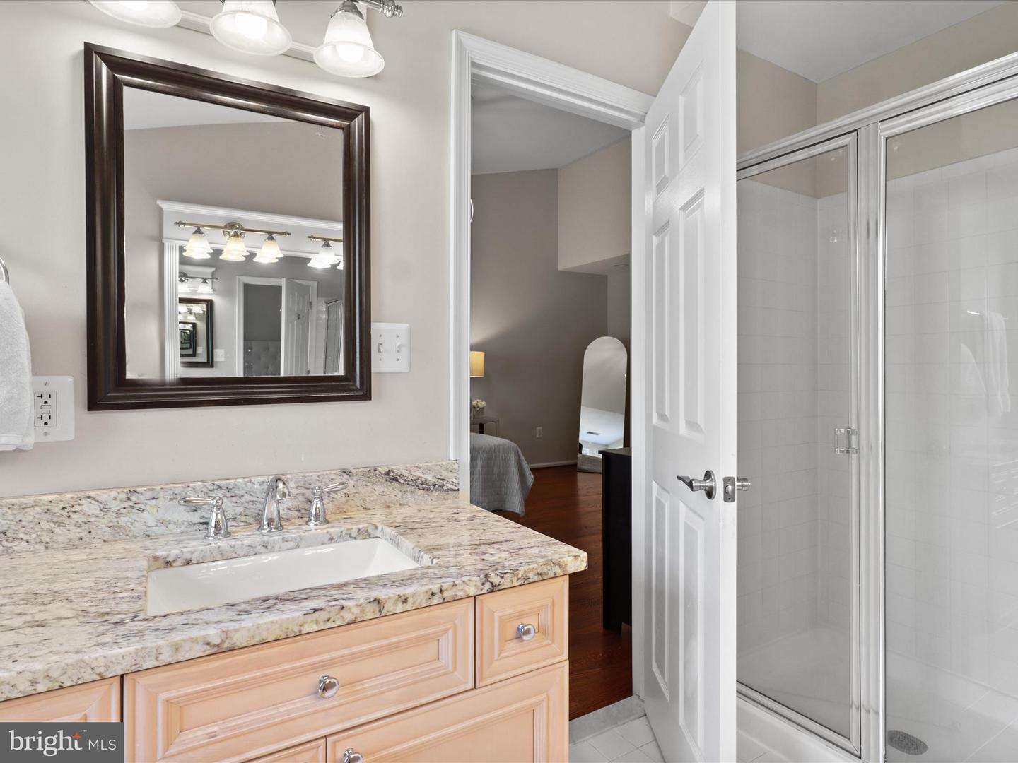 5267 MORNING MIST LN, ALEXANDRIA, Virginia 22312, 3 Bedrooms Bedrooms, ,2 BathroomsBathrooms,Residential,For sale,5267 MORNING MIST LN,VAFX2231072 MLS # VAFX2231072
