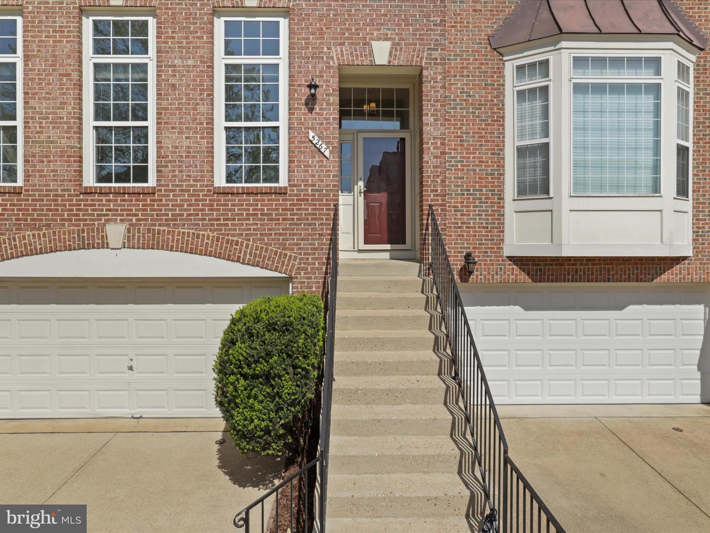 5267 MORNING MIST LN, ALEXANDRIA, Virginia 22312, 3 Bedrooms Bedrooms, ,2 BathroomsBathrooms,Residential,For sale,5267 MORNING MIST LN,VAFX2231072 MLS # VAFX2231072