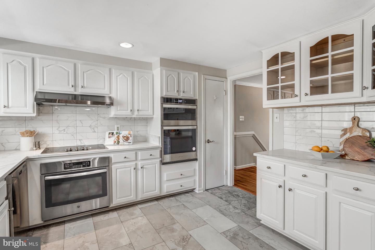 4023 MIDDLE RIDGE DR, FAIRFAX, Virginia 22033, 4 Bedrooms Bedrooms, ,3 BathroomsBathrooms,Residential,For sale,4023 MIDDLE RIDGE DR,VAFX2231106 MLS # VAFX2231106