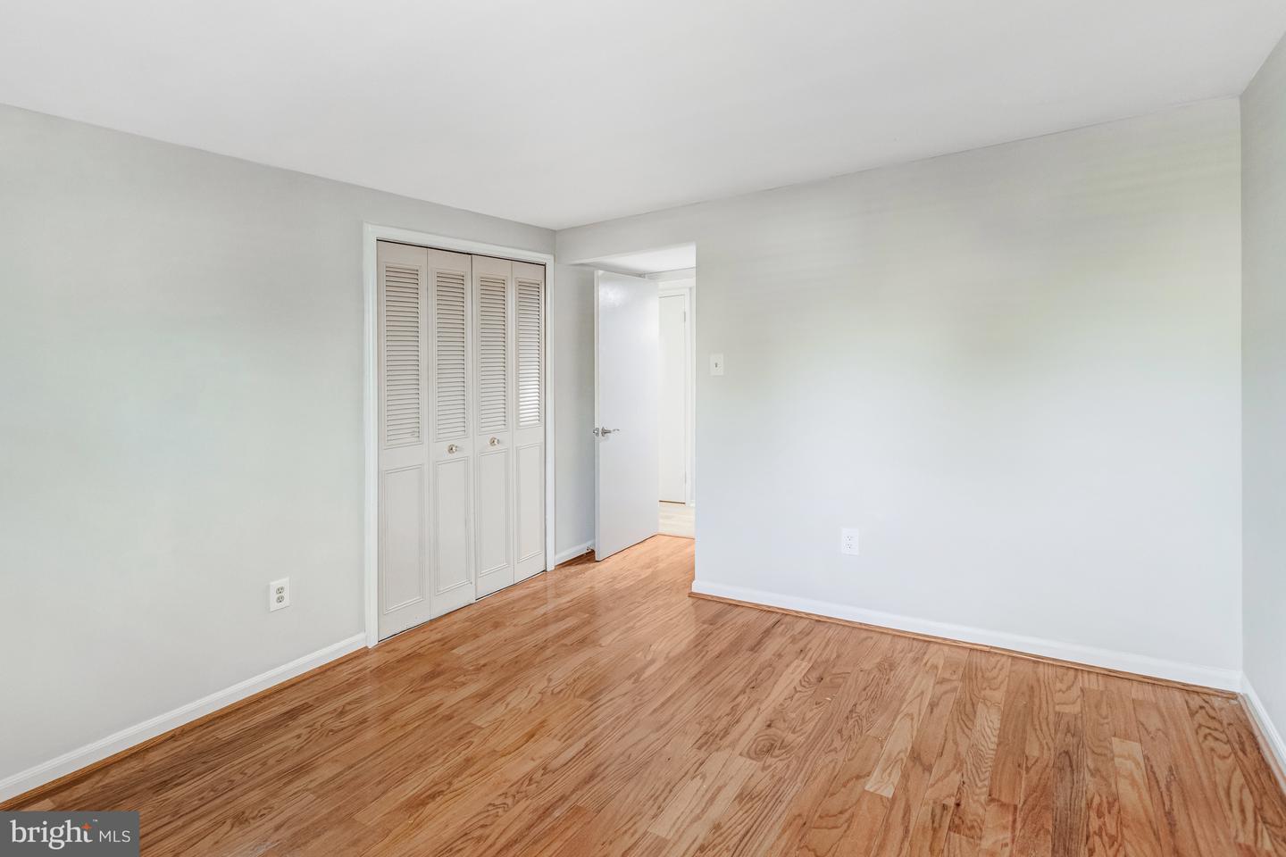4023 MIDDLE RIDGE DR, FAIRFAX, Virginia 22033, 4 Bedrooms Bedrooms, ,3 BathroomsBathrooms,Residential,For sale,4023 MIDDLE RIDGE DR,VAFX2231106 MLS # VAFX2231106