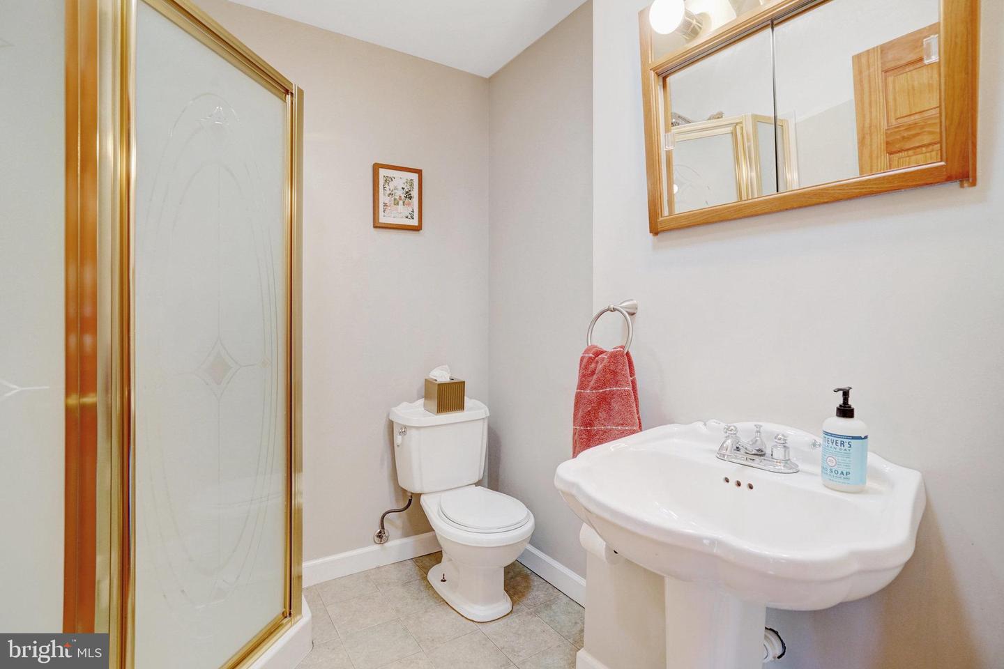 8729 OAK LEAF DR, ALEXANDRIA, Virginia 22309, 4 Bedrooms Bedrooms, ,3 BathroomsBathrooms,Residential,For sale,8729 OAK LEAF DR,VAFX2231248 MLS # VAFX2231248