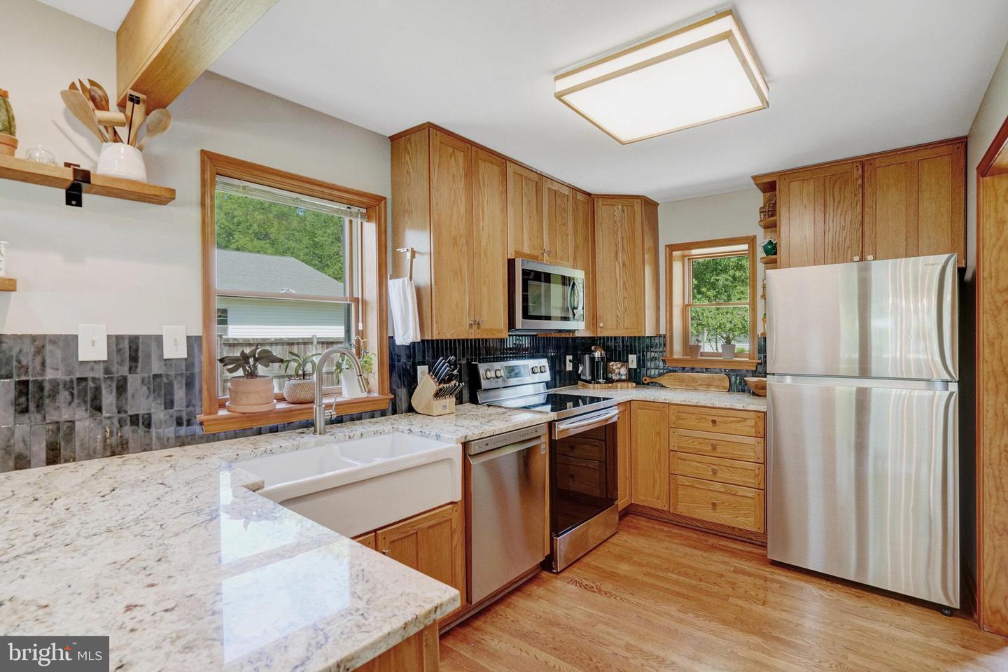 8729 OAK LEAF DR, ALEXANDRIA, Virginia 22309, 4 Bedrooms Bedrooms, ,3 BathroomsBathrooms,Residential,For sale,8729 OAK LEAF DR,VAFX2231248 MLS # VAFX2231248