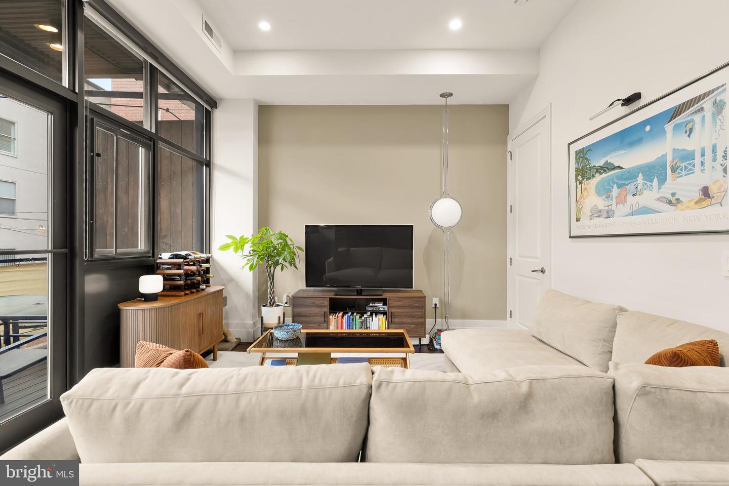 1226 11TH ST NW #200, WASHINGTON, District Of Columbia 20001, 1 Bedroom Bedrooms, ,1 BathroomBathrooms,Residential,For sale,1226 11TH ST NW #200,DCDC2193120 MLS # DCDC2193120