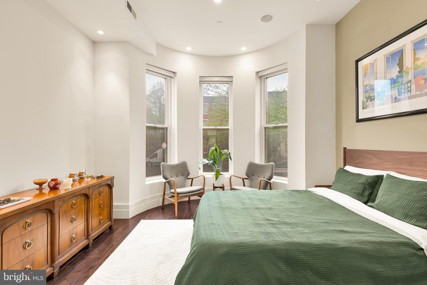 1226 11TH ST NW #200, WASHINGTON, District Of Columbia 20001, 1 Bedroom Bedrooms, ,1 BathroomBathrooms,Residential,For sale,1226 11TH ST NW #200,DCDC2193120 MLS # DCDC2193120