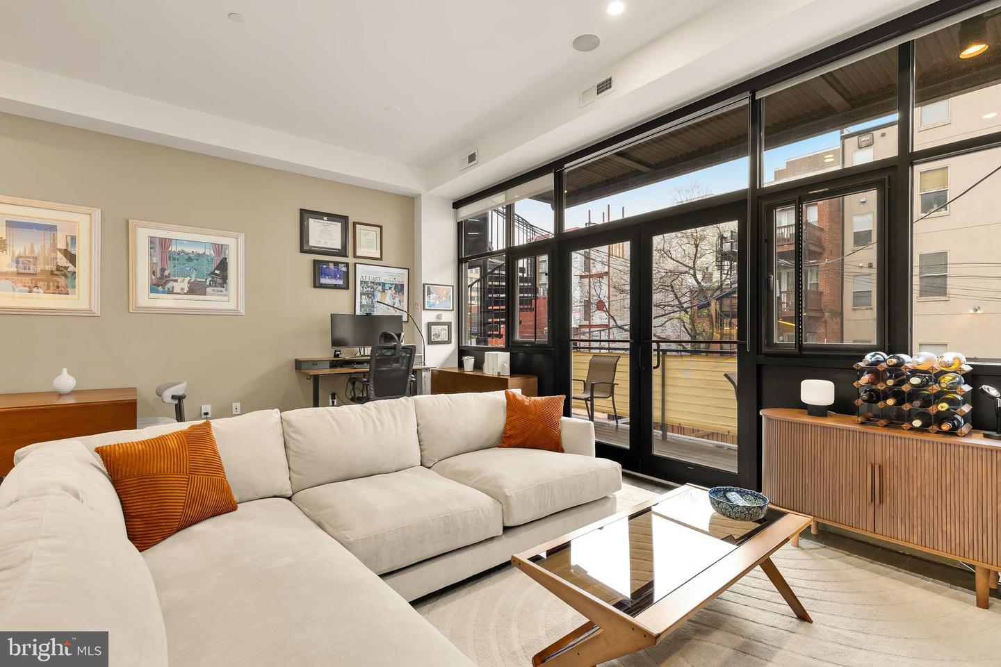 1226 11TH ST NW #200, WASHINGTON, District Of Columbia 20001, 1 Bedroom Bedrooms, ,1 BathroomBathrooms,Residential,For sale,1226 11TH ST NW #200,DCDC2193120 MLS # DCDC2193120