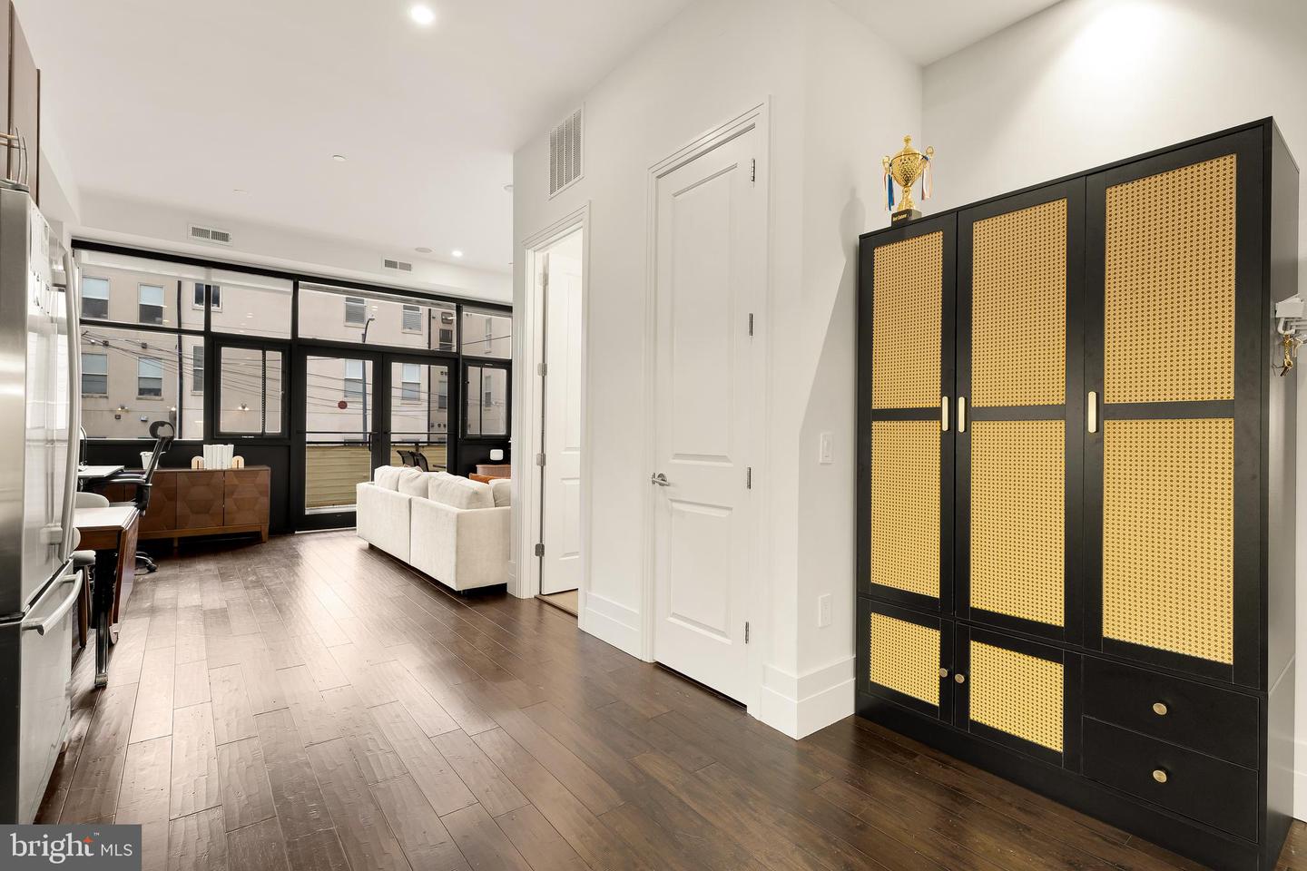 1226 11TH ST NW #200, WASHINGTON, District Of Columbia 20001, 1 Bedroom Bedrooms, ,1 BathroomBathrooms,Residential,For sale,1226 11TH ST NW #200,DCDC2193120 MLS # DCDC2193120