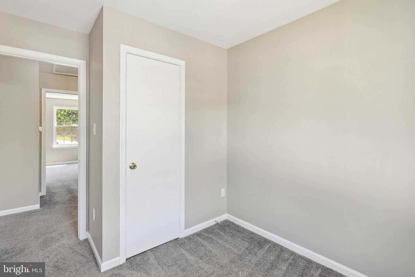 15158 WENTWOOD LN, WOODBRIDGE, Virginia 22191, 4 Bedrooms Bedrooms, ,2 BathroomsBathrooms,Residential,For sale,15158 WENTWOOD LN,VAPW2090870 MLS # VAPW2090870
