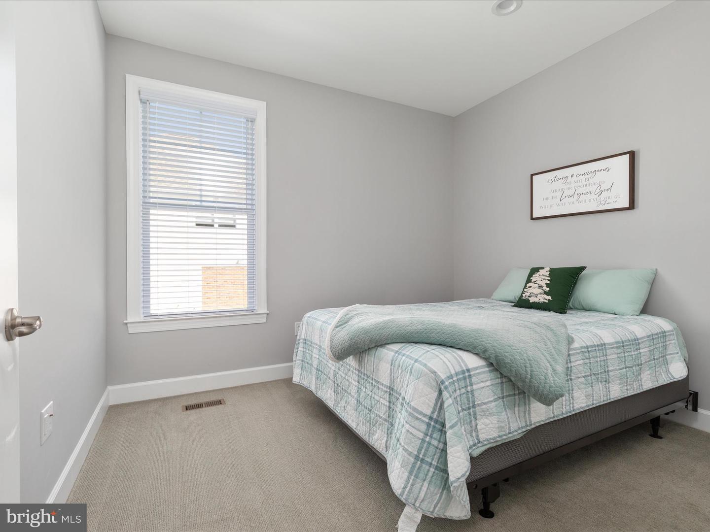 1326 IMBODEN DR, FRONT ROYAL, Virginia 22630, 3 Bedrooms Bedrooms, ,2 BathroomsBathrooms,Residential,For sale,1326 IMBODEN DR,VAWR2010756 MLS # VAWR2010756