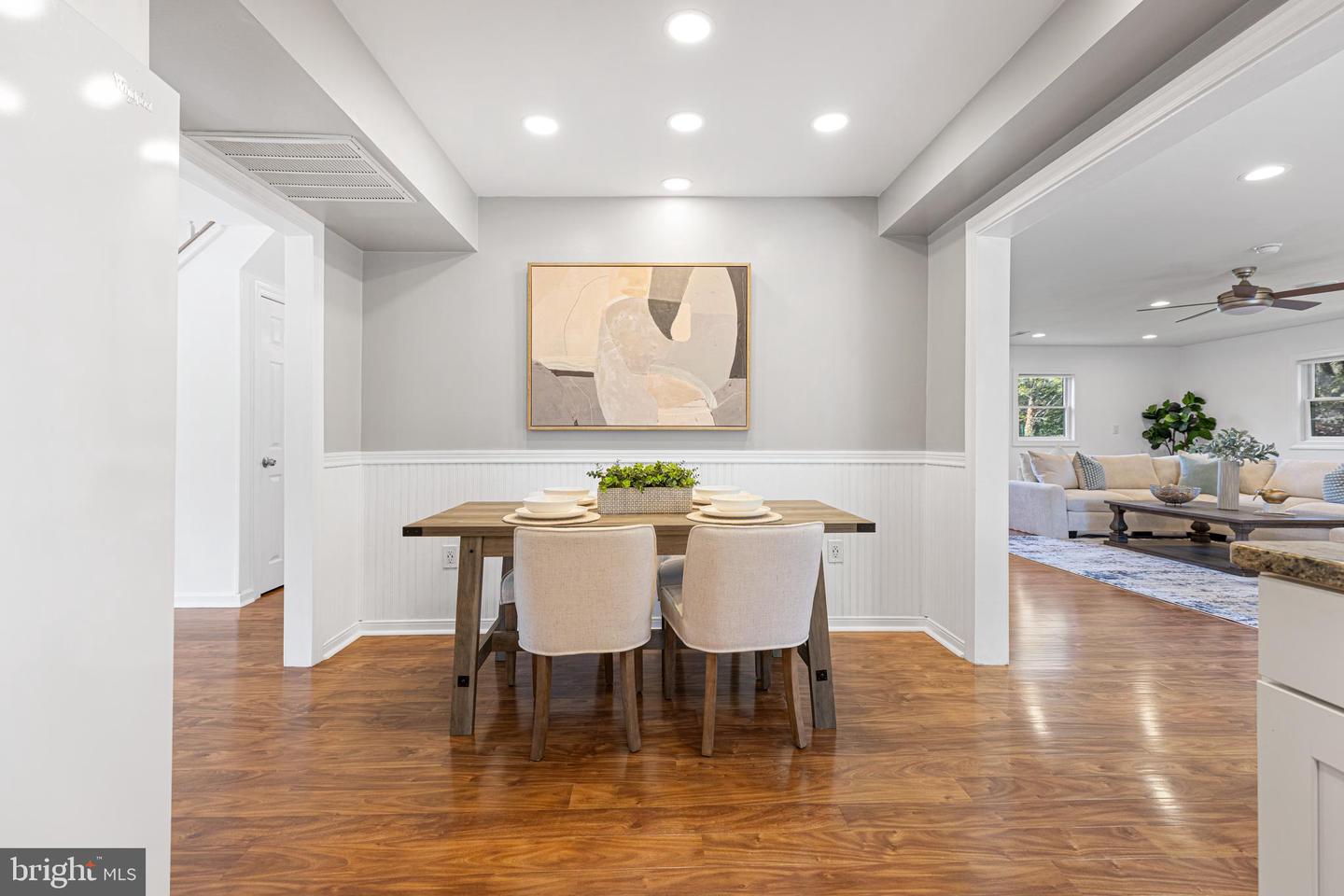 4214 PLAZA LN, FAIRFAX, Virginia 22033, 5 Bedrooms Bedrooms, ,3 BathroomsBathrooms,Residential,For sale,4214 PLAZA LN,VAFX2231400 MLS # VAFX2231400