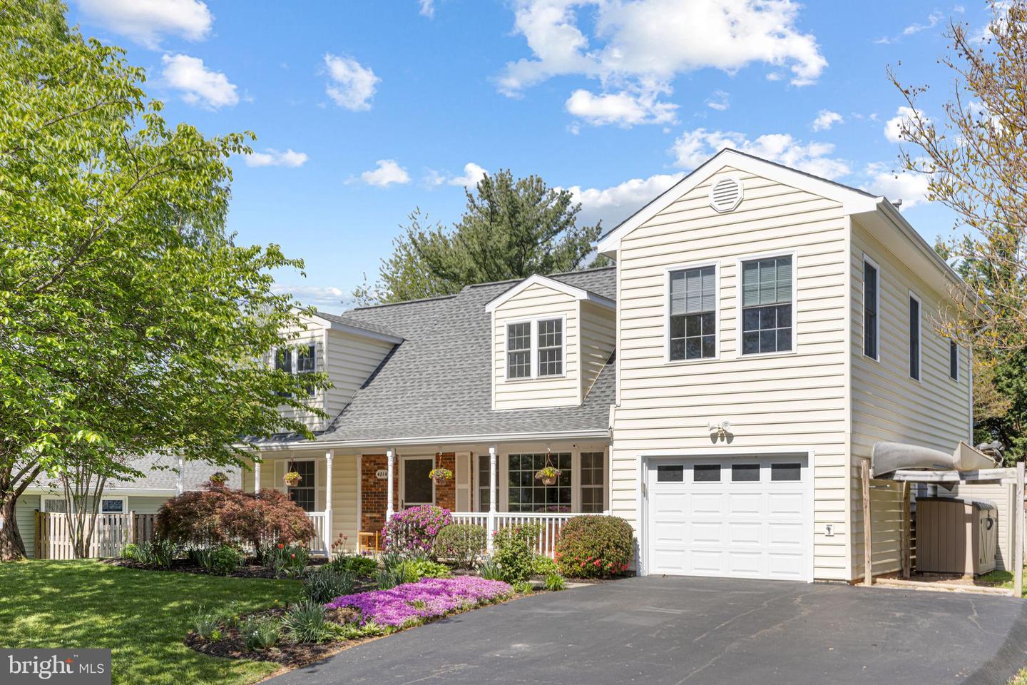 4214 PLAZA LN, FAIRFAX, Virginia 22033, 5 Bedrooms Bedrooms, ,3 BathroomsBathrooms,Residential,For sale,4214 PLAZA LN,VAFX2231400 MLS # VAFX2231400